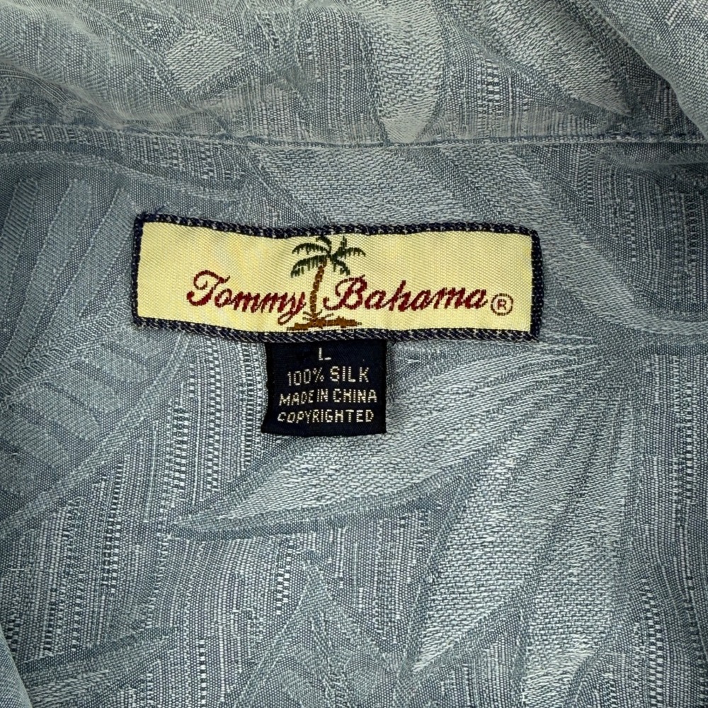 Tommy Bahama Mens Large Blue 100% Silk Tropical Leaf Jacquard Camp Shirt L - Picture 2 of 7